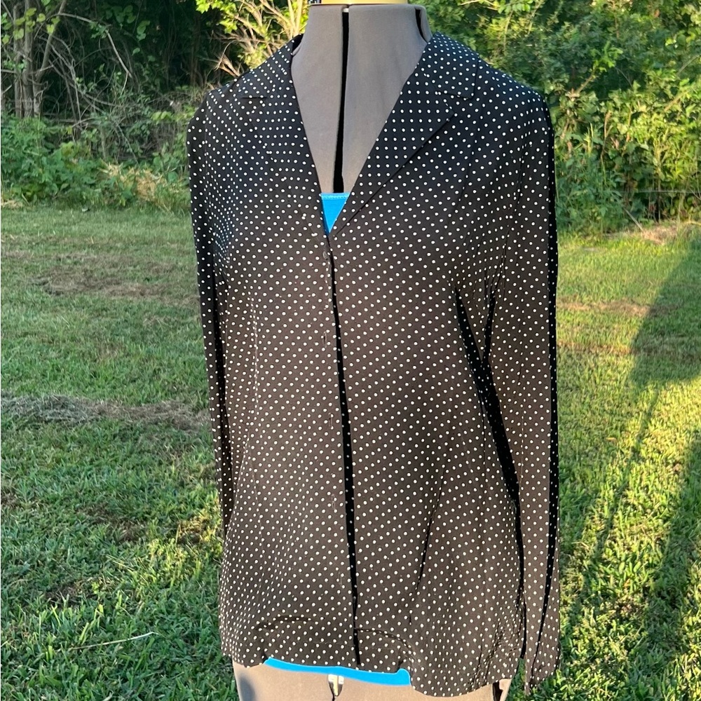 ‘Top Shop’ Long Sleeved, Collared, Button Up, Black Polka Dot Blouse